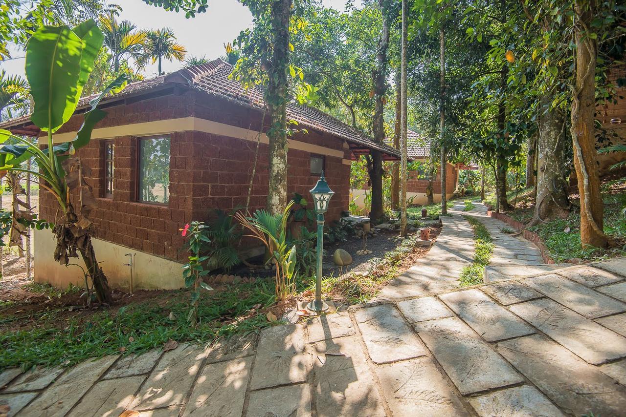 Raindrops Resorts Wayanad 술탄 바테리 외부 사진
